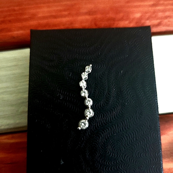 Jewelry - Diamond Pendant